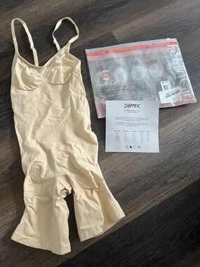 (9) NWT Cream Shaper Bodysuit with Adjustable Straps